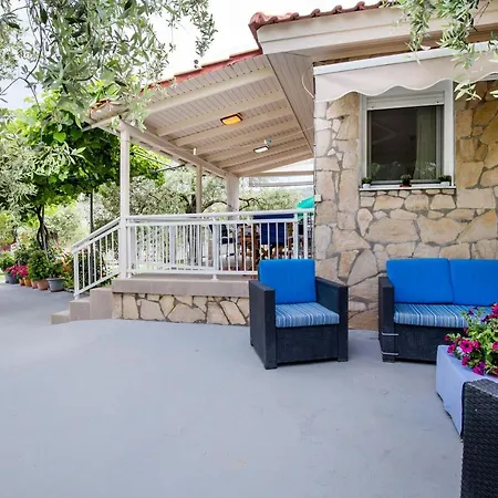 Kiriakos Tatil Evi