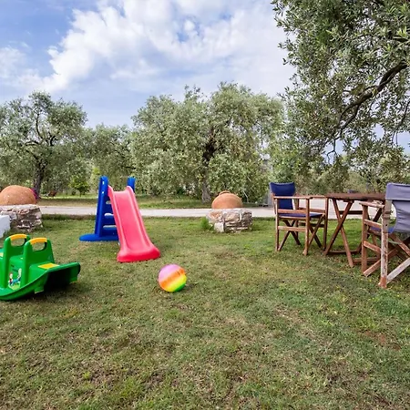 Kiriakos Case de vacanță *